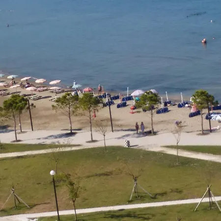 Lungomare Veranda * Wlora